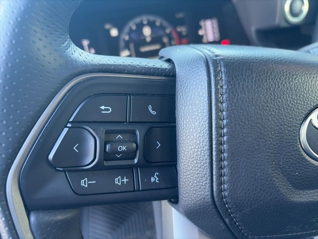 Used 2026 Toyota 4Runner SR5 image 16
