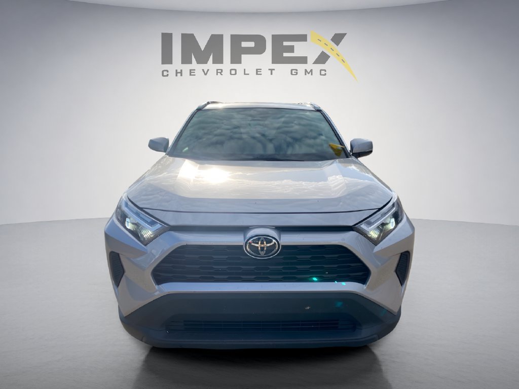 Used 2022 Toyota RAV4 XLE FWD image 8