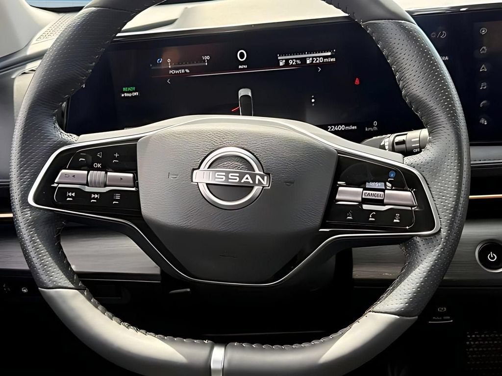 Used 2023 Nissan Ariya FWD image 9