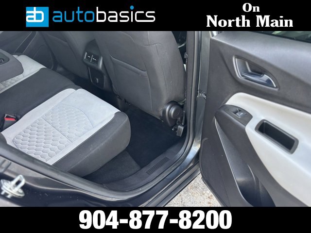 Used 2018 Chevrolet Equinox LS image 15
