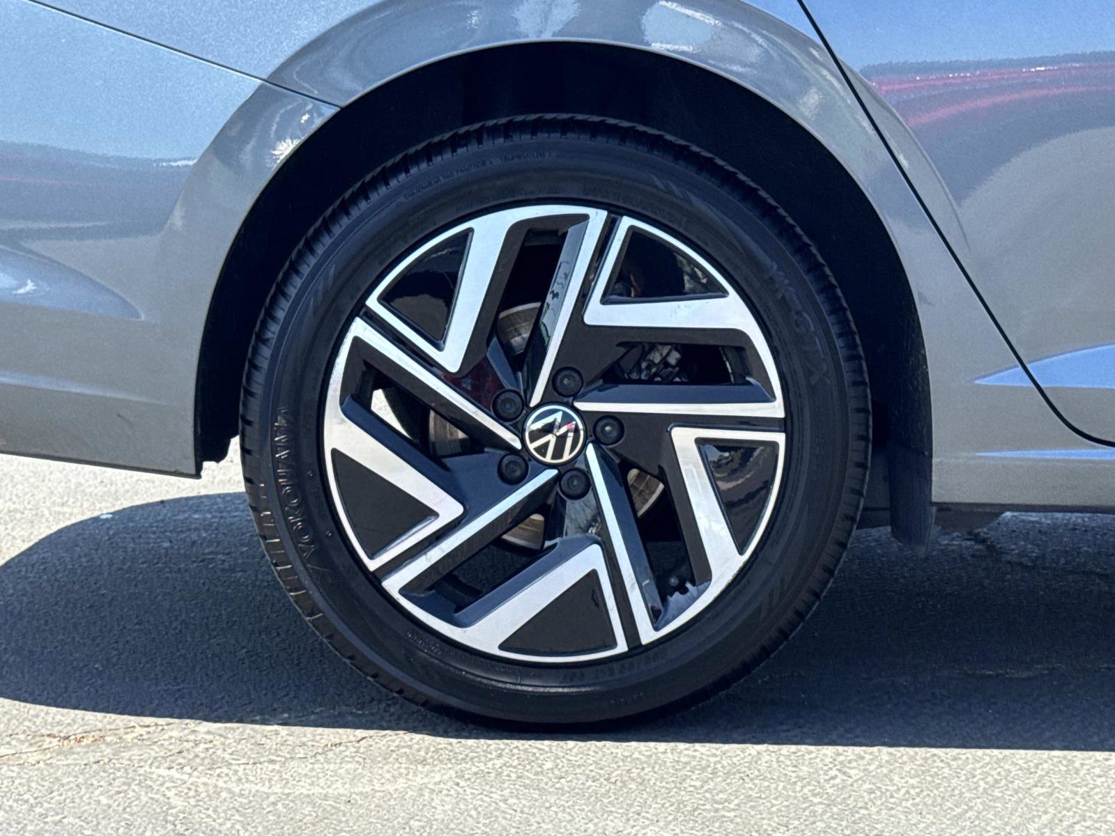 Certified 2023 Volkswagen Jetta SEL image 30