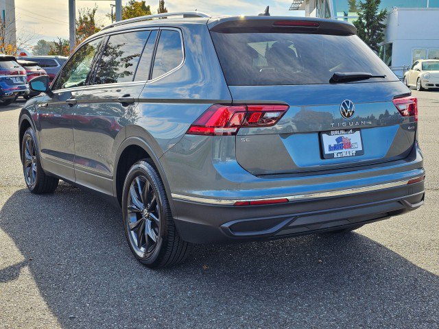 Used 2024 Volkswagen Tiguan SE w/ Panoramic Sunroof Package AWD/4WD image 5