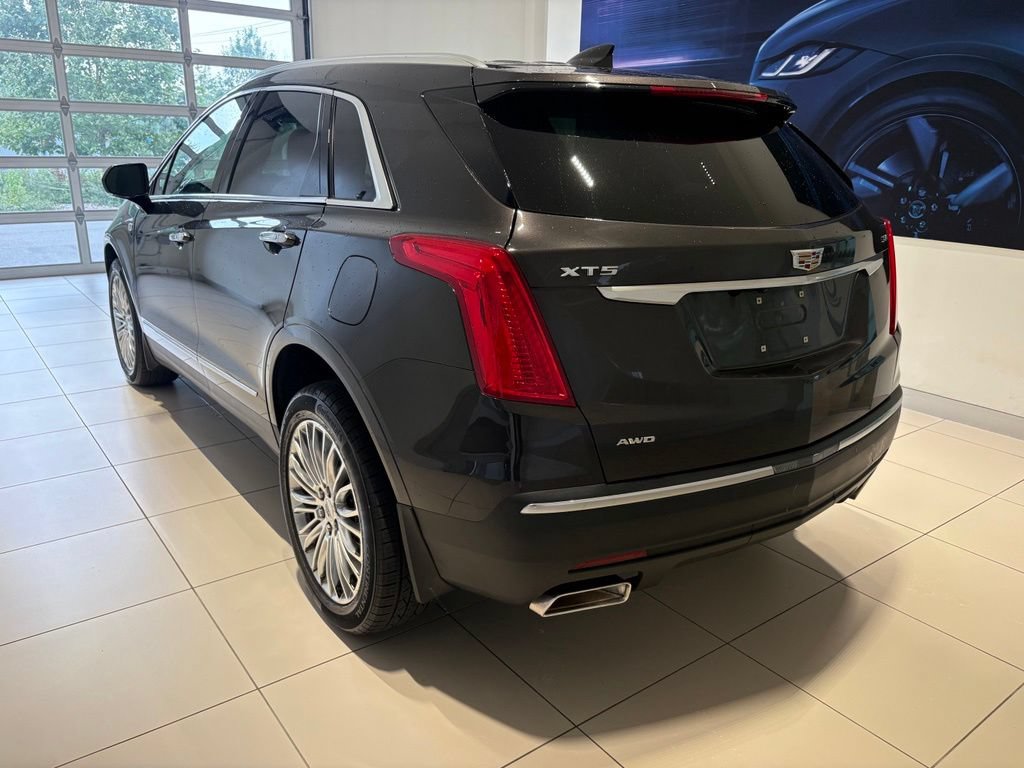 Used 2018 Cadillac XT5 Luxury w/ Driver Awareness Package AWD/4WD image 2