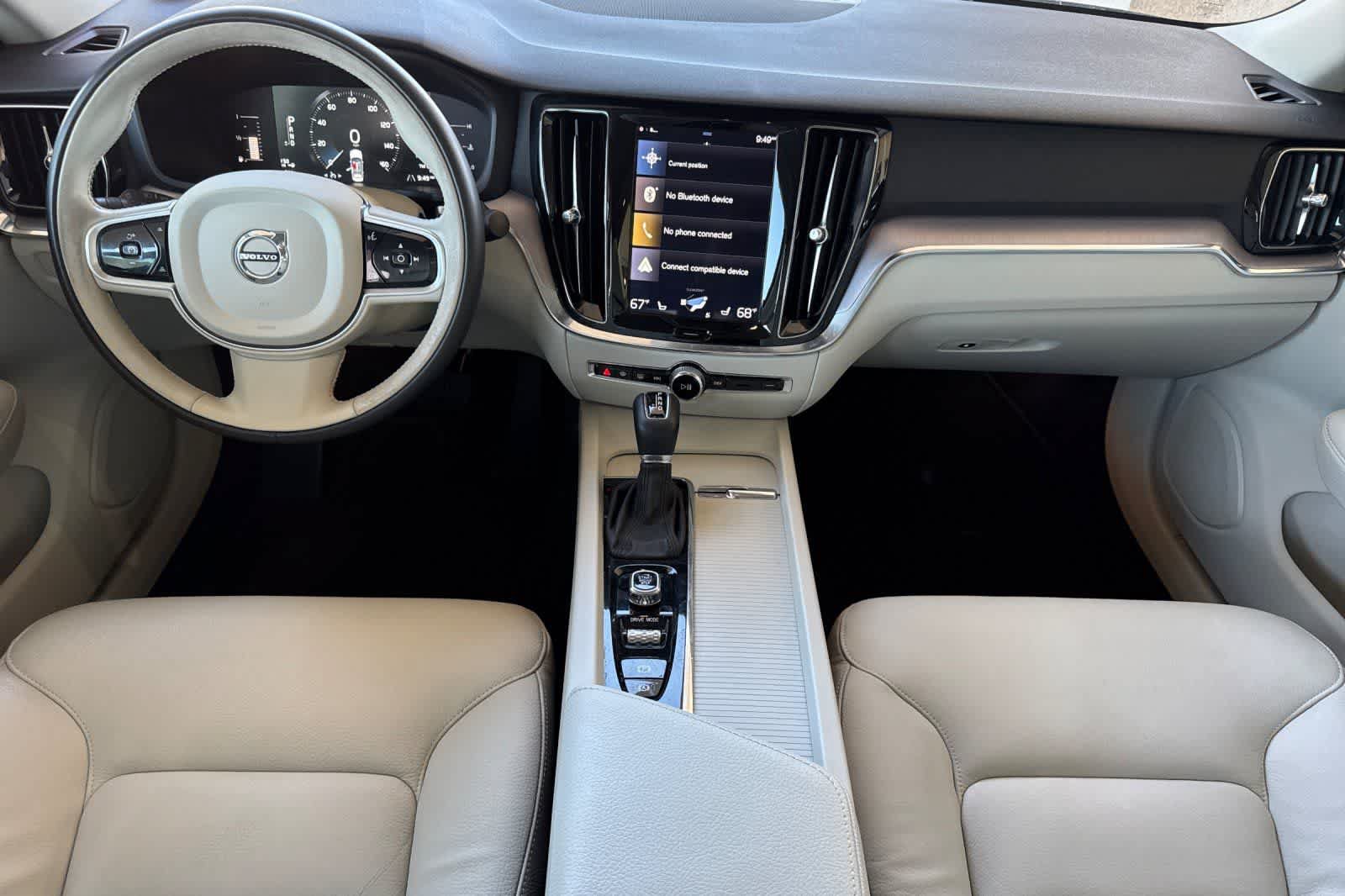 Used 2019 Volvo S60 T6 Momentum w/ Premium Package AWD/4WD image 3