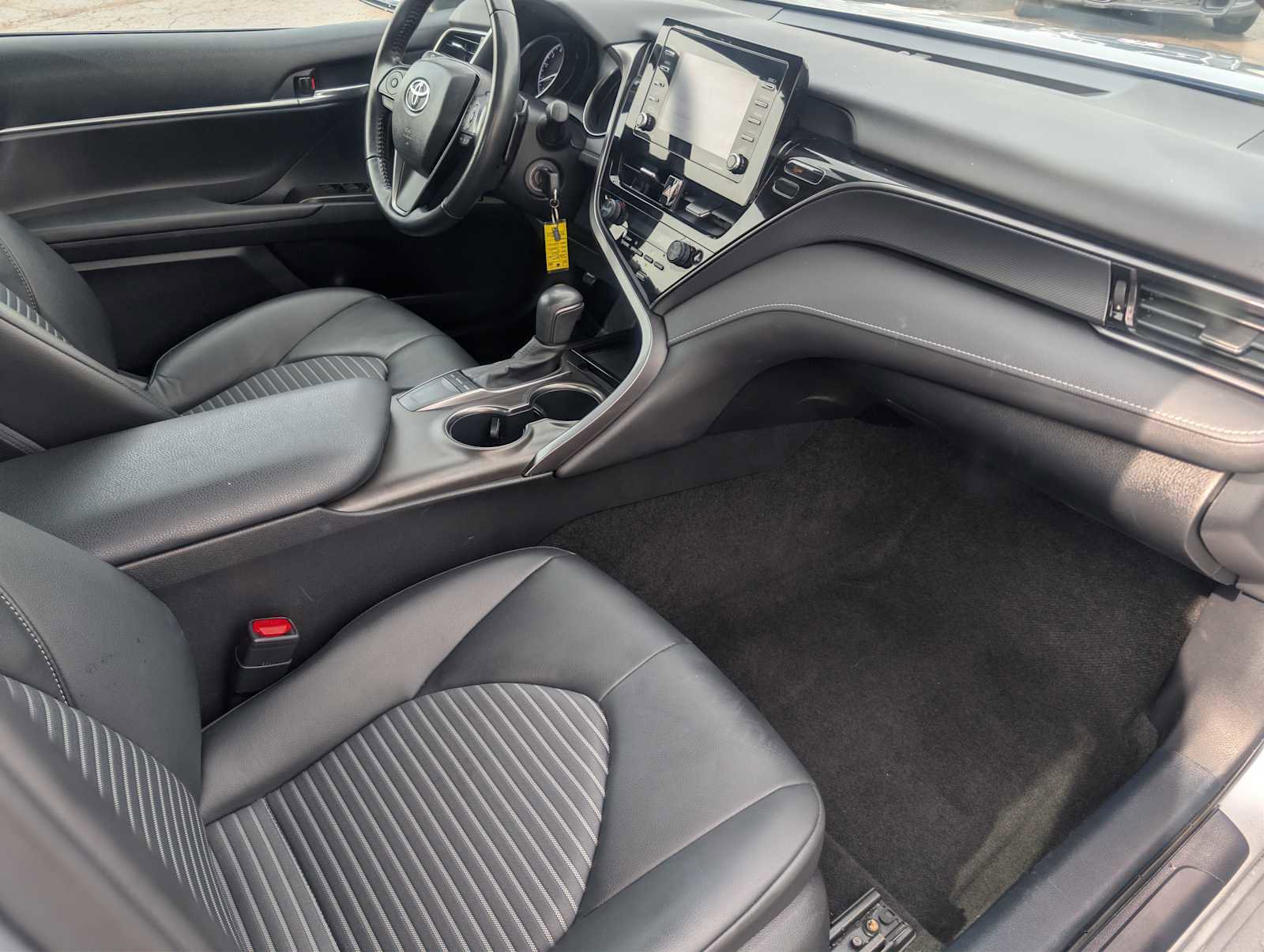 Certified 2023 Toyota Camry SE FWD image 25
