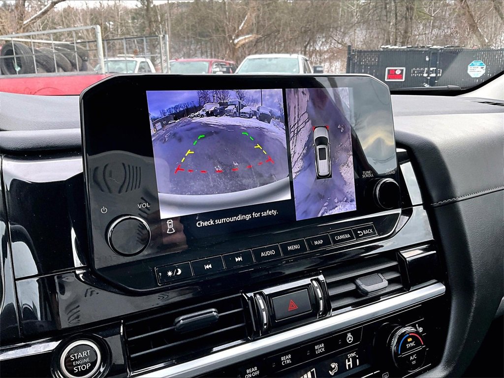 Used 2023 Nissan Pathfinder SL w/ Cargo Package image 26