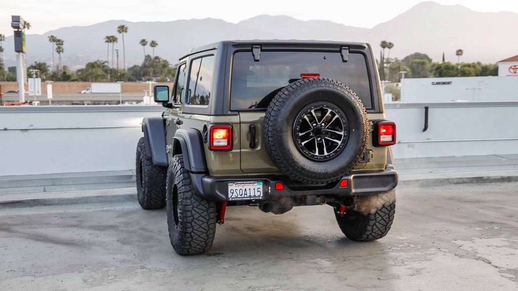Used 2025 Jeep Wrangler Sport image 7