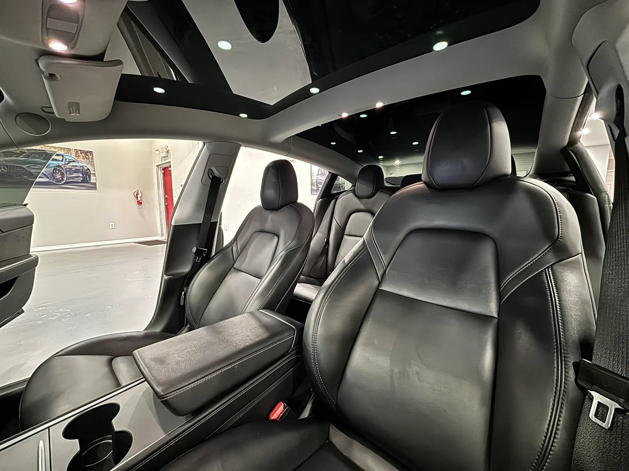 Used 2021 Tesla Model 3 Standard Range RWD image 11