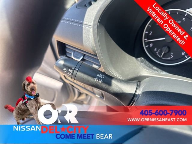 Used 2025 Nissan Sentra SV FWD image 19