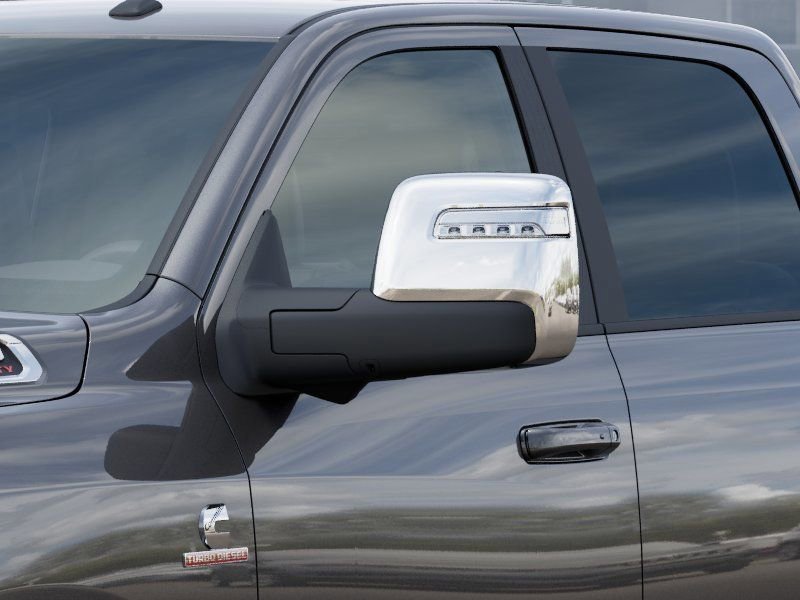 New 2025 RAM 2500 Laramie AWD/4WD image 13