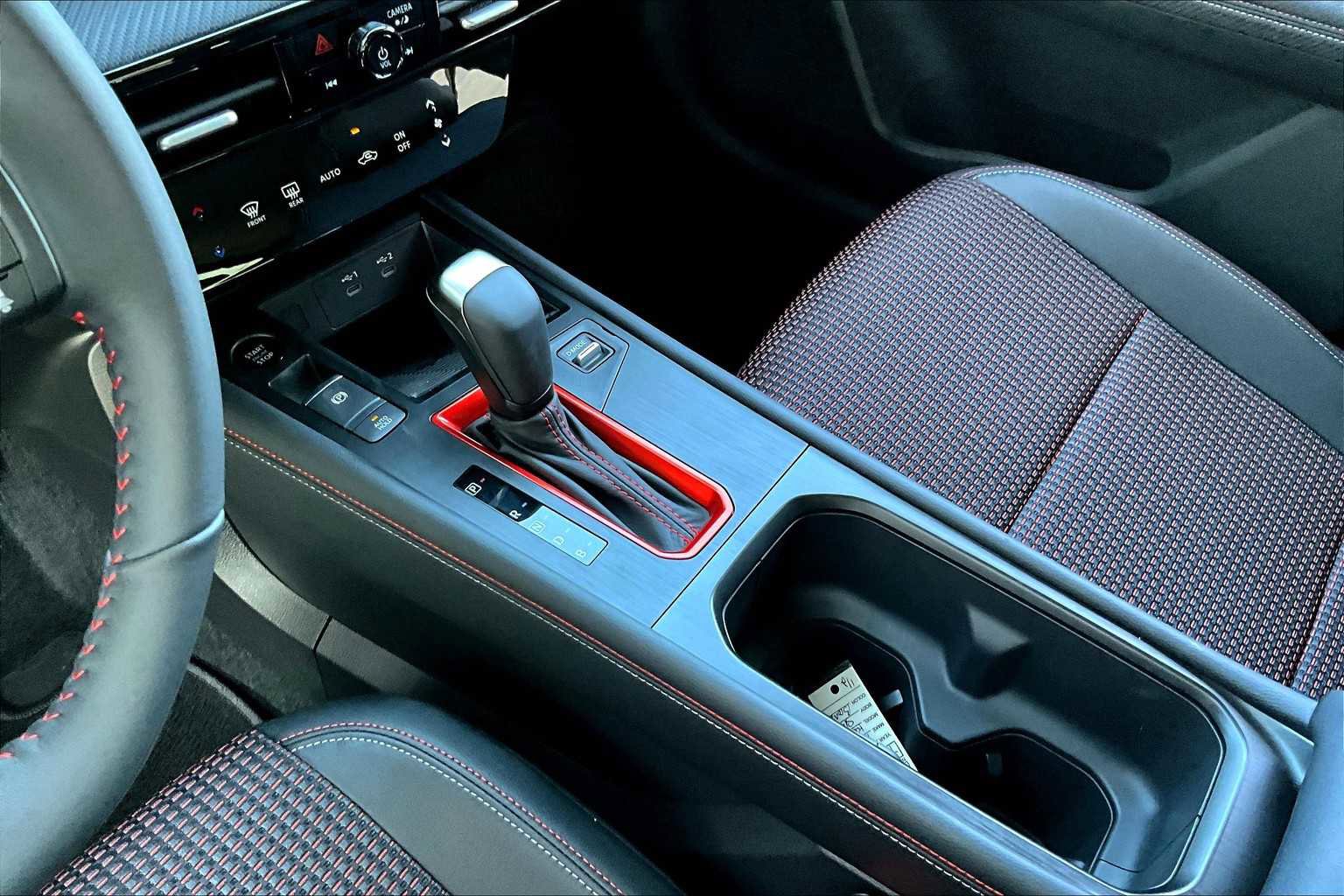 New 2026 Nissan Kicks SR image 7