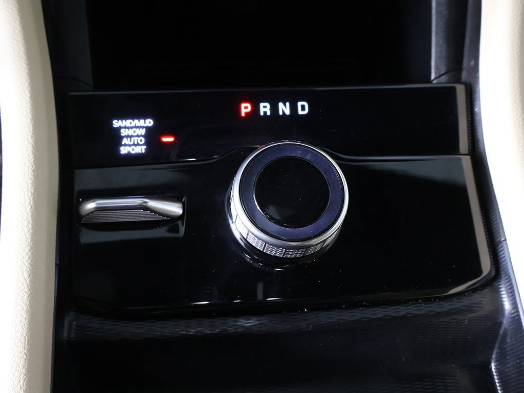 Used 2024 Jeep Grand Cherokee Limited image 46