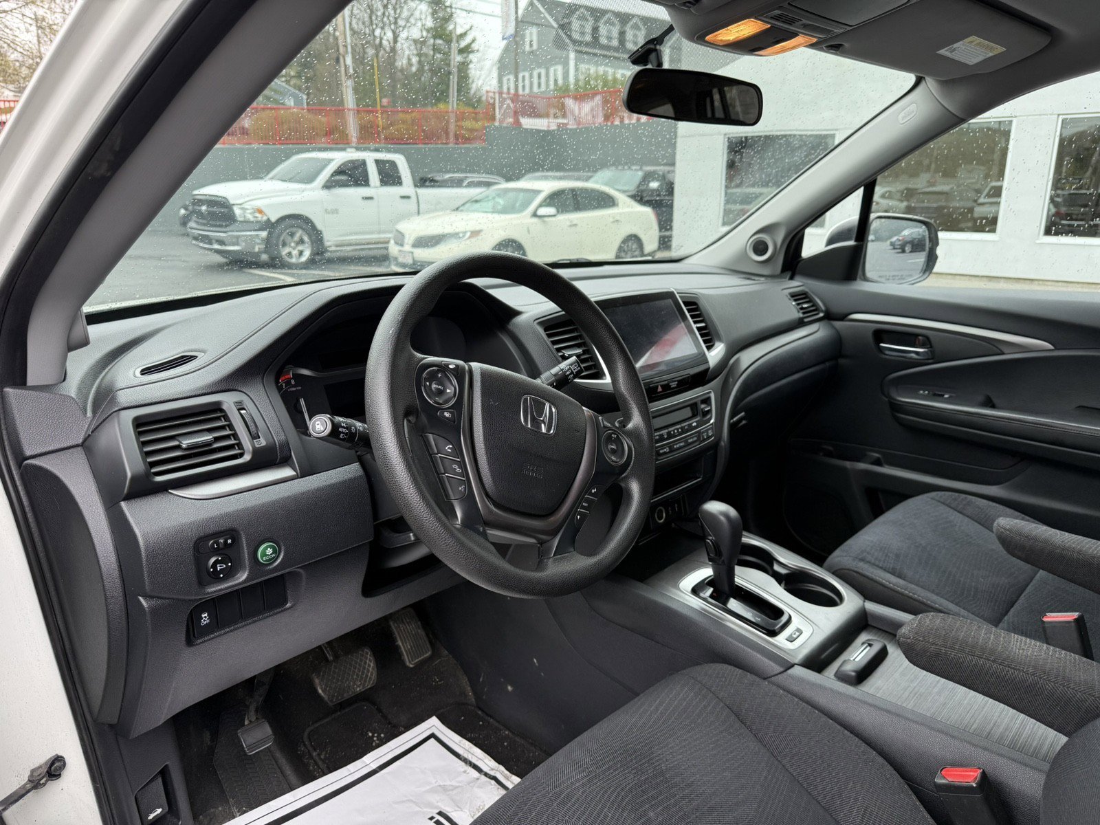 Used 2018 Honda Pilot EX image 12