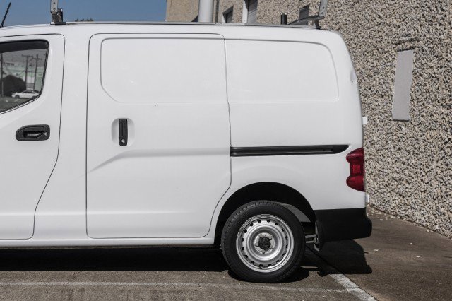 Used 2021 Nissan NV200 S image 17