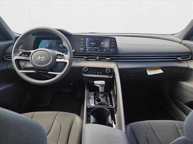 New 2025 Hyundai Elantra Blue image 15