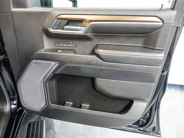 Certified 2023 Chevrolet Silverado 1500 High Country w/ High Country Premium Package AWD/4WD image 33