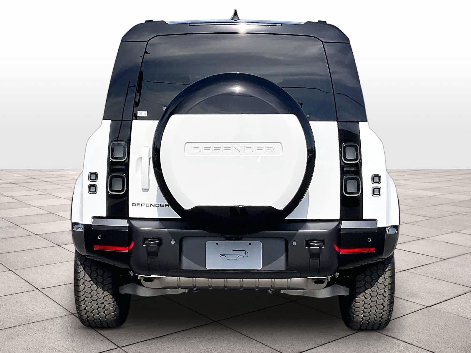 New 2026 Land Rover Defender 110 X-Dynamic SE AWD/4WD image 6