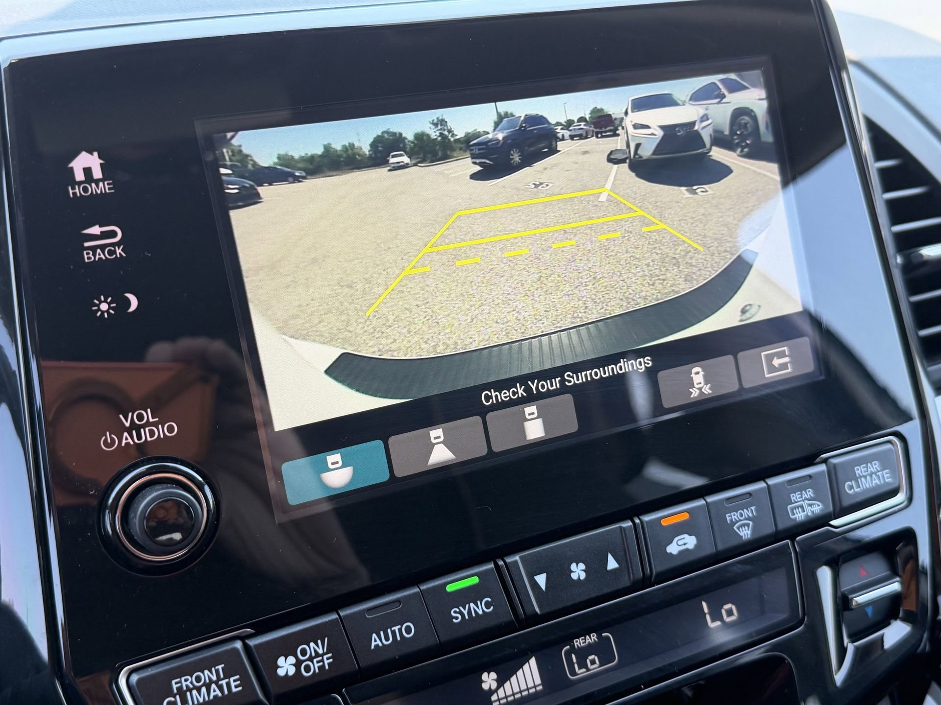 Used 2022 Honda Odyssey Elite image 17