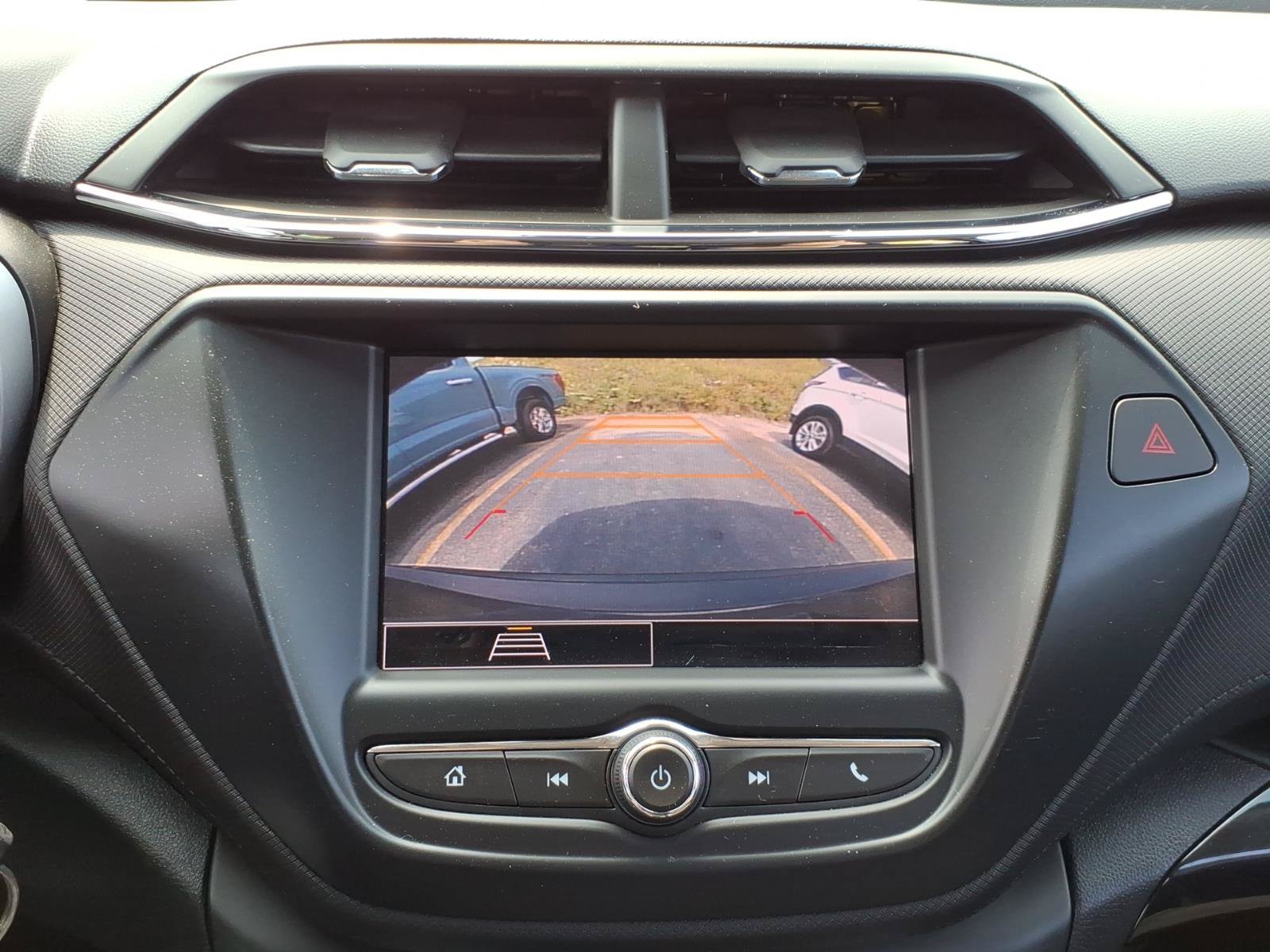 Used 2021 Chevrolet TrailBlazer LS AWD/4WD image 15
