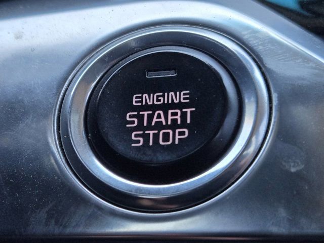 Certified 2022 Kia Niro Touring Special Edition image 21