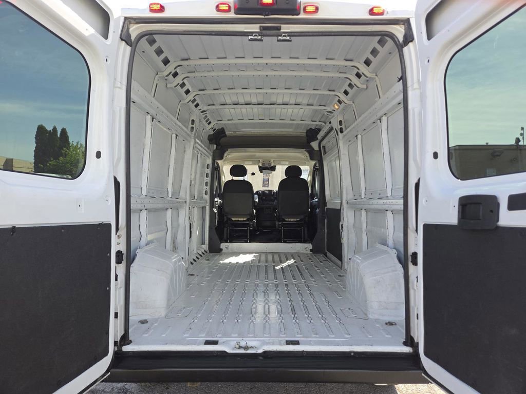 Used 2023 RAM ProMaster 2500 FWD image 15
