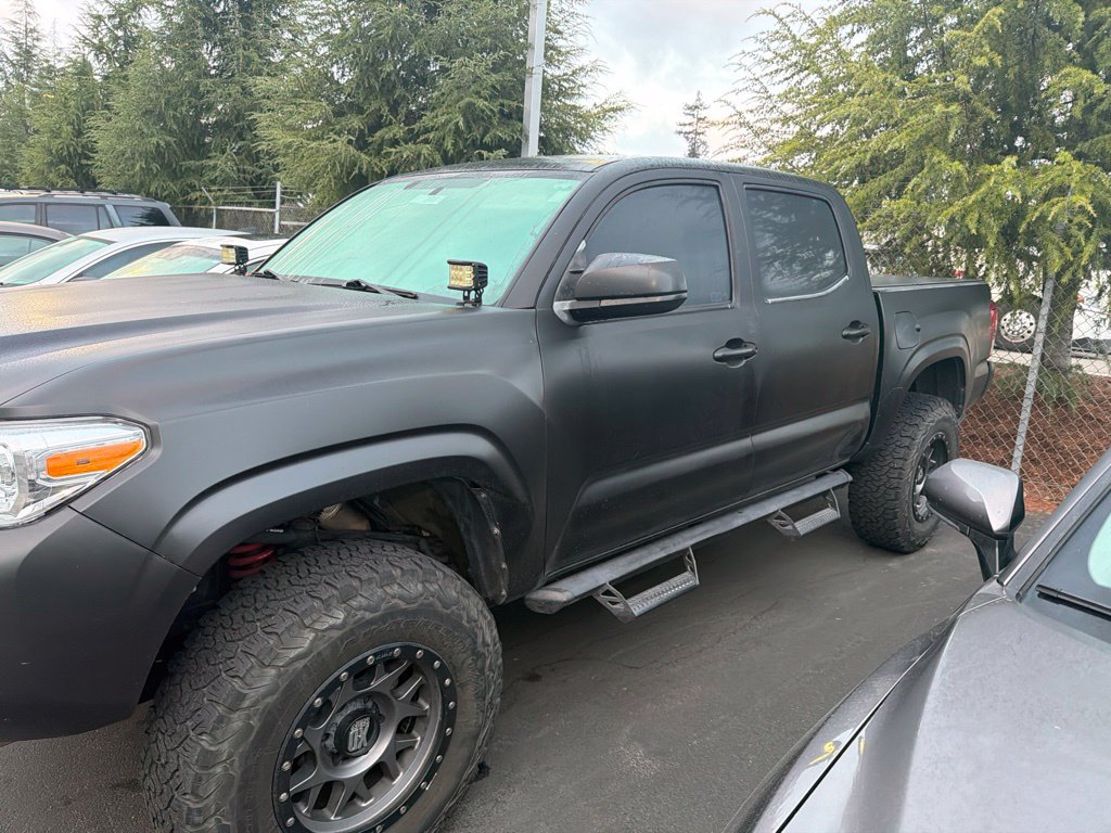 Used 2017 Toyota Tacoma SR w/ Tow Package AWD/4WD image 2