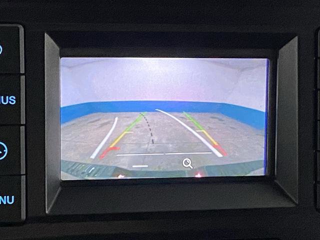 Used 2017 Ford F150 XLT w/ Trailer Tow Package image 8