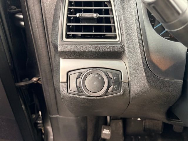 Used 2014 Ford Explorer XLT w/ Equipment Group 201A image 27