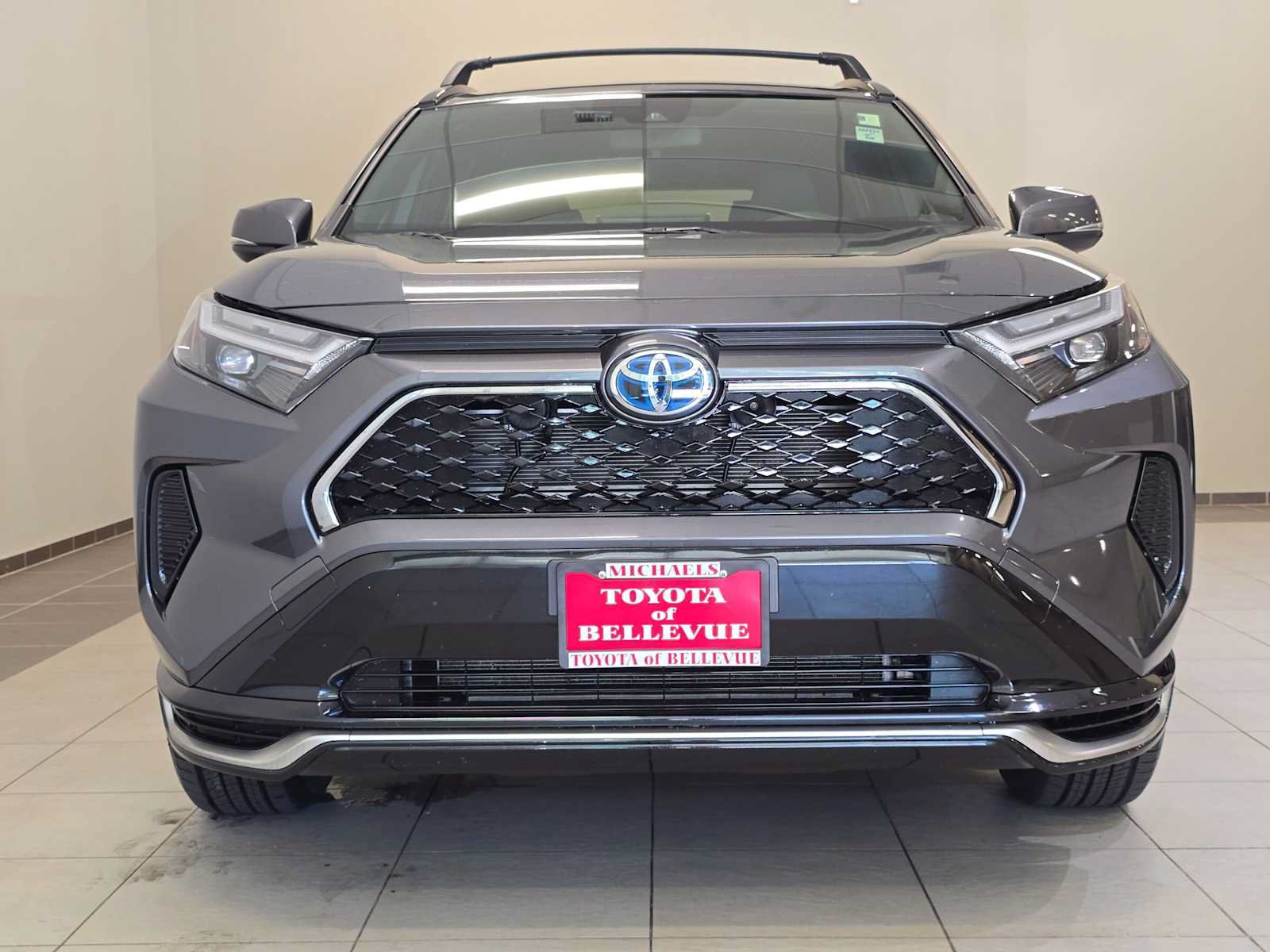 Used 2024 Toyota RAV4 SE AWD/4WD image 6