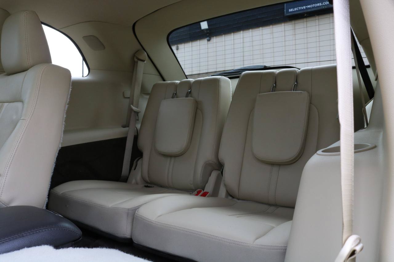 Used 2019 Lincoln MKT AWD image 43