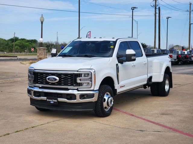 Used 2023 Ford F350 Lariat w/ FX4 Off-Road Package image 3