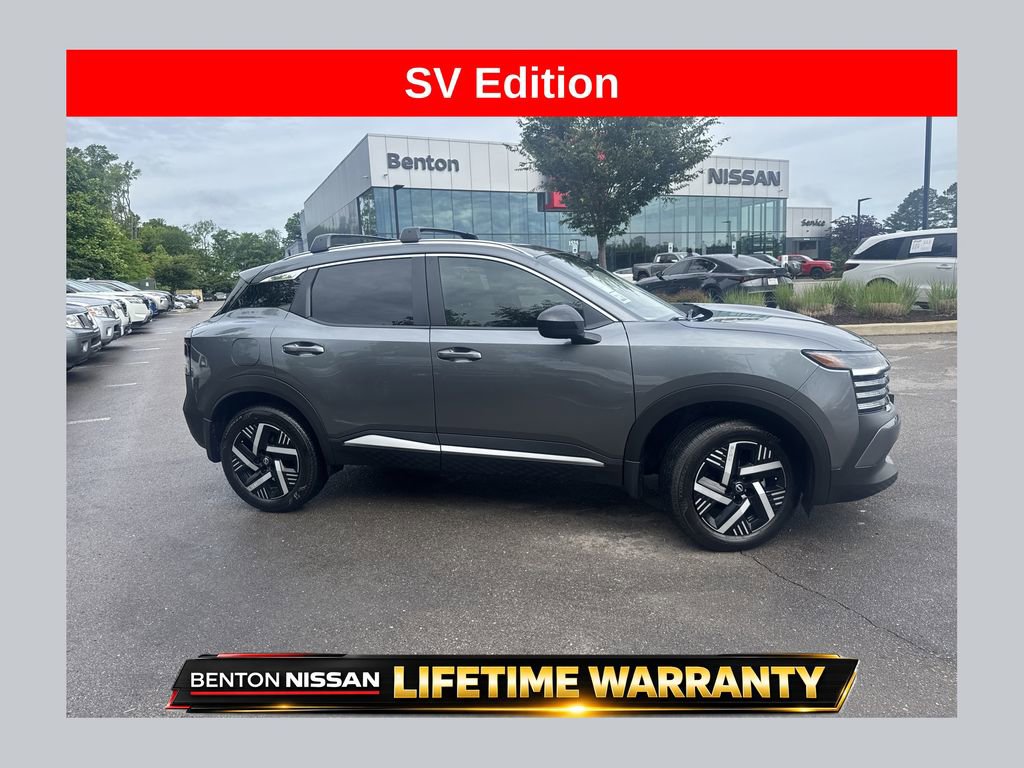 Used 2026 Nissan Kicks SV w/ SV Premium Package FWD image 1