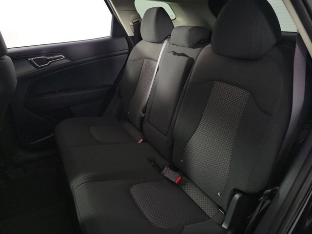 Used 2026 Kia Sportage LX FWD image 17