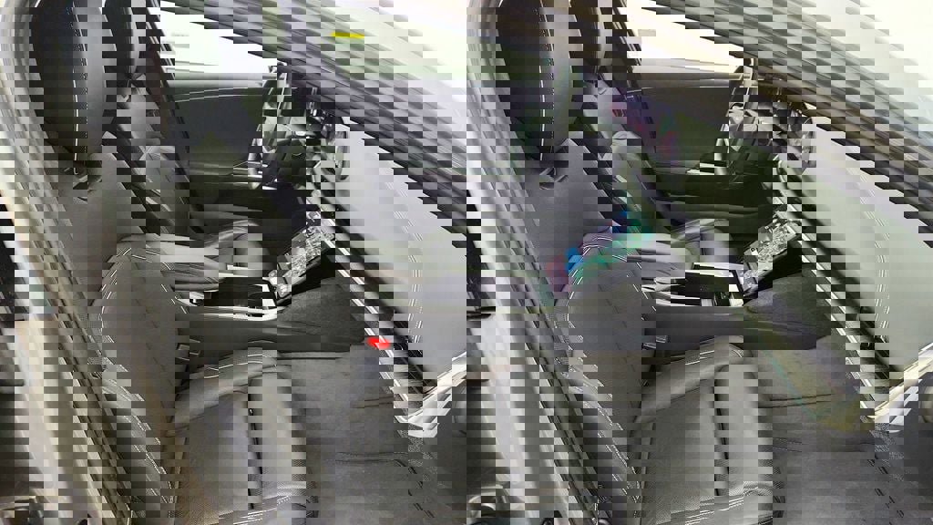 Used 2023 Lucid Air Touring image 24