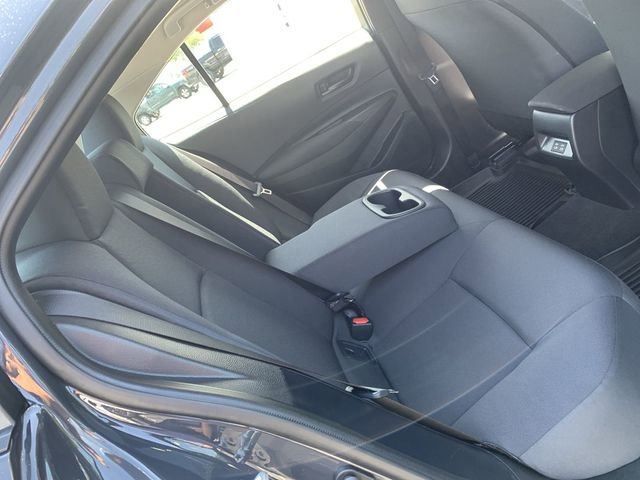 Used 2025 Toyota Corolla LE FWD image 12