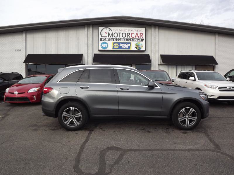 Used 2018 Mercedes-Benz GLC 300 4MATIC image 6