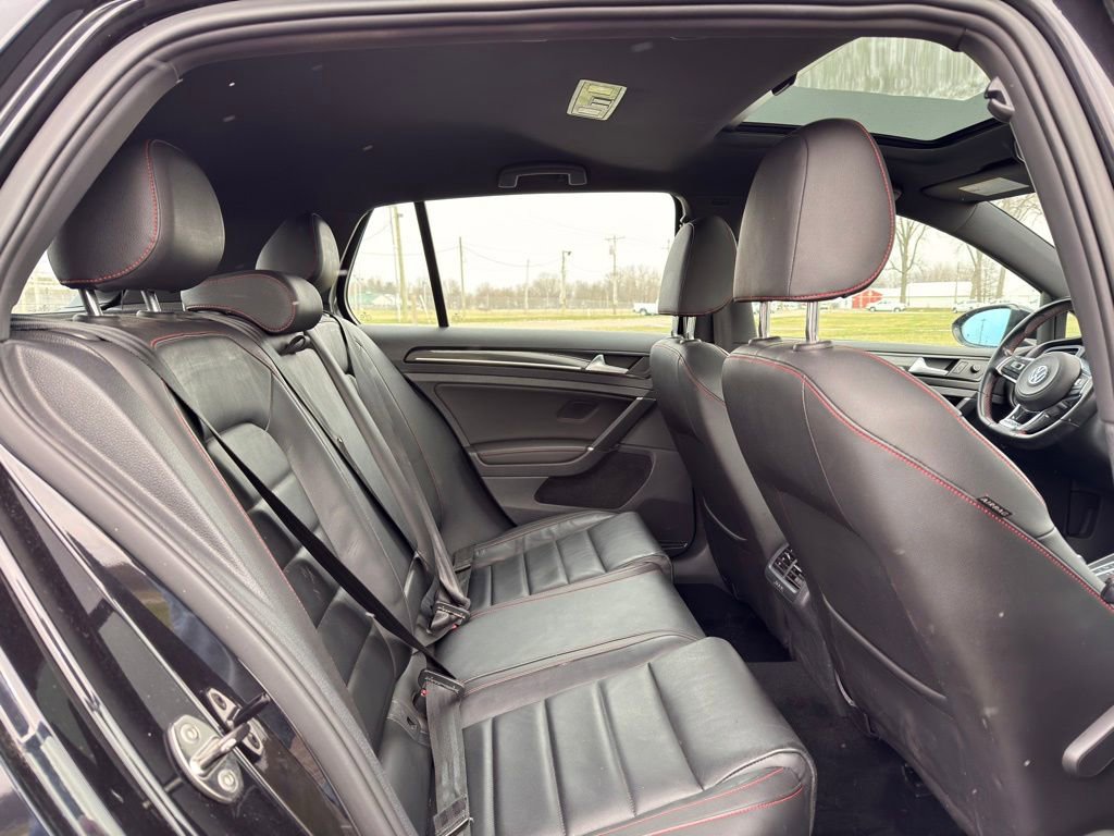 Used 2016 Volkswagen GTI SE image 28
