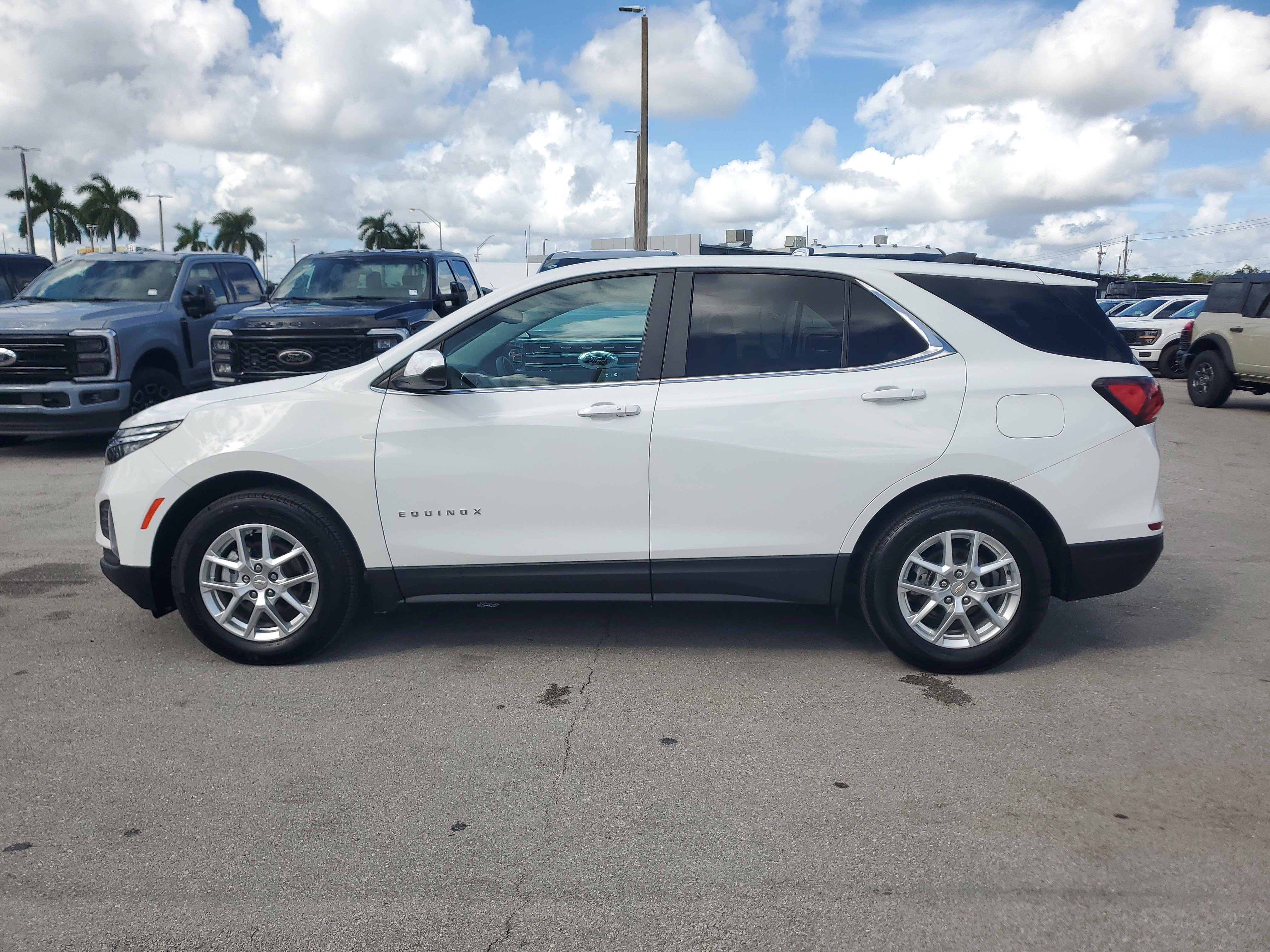 Used 2023 Chevrolet Equinox LT image 8