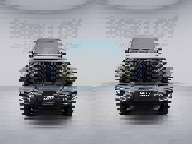 Used 2023 Jeep Gladiator Sport AWD/4WD image 8