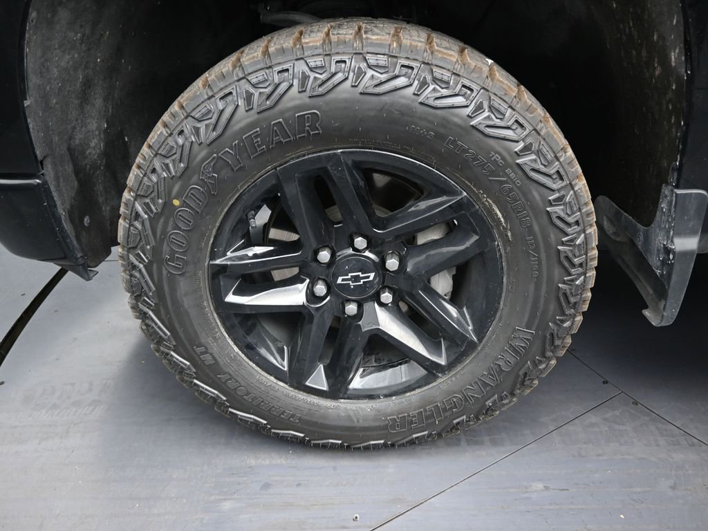 Used 2023 Chevrolet Silverado 1500 LT Trail Boss image 9