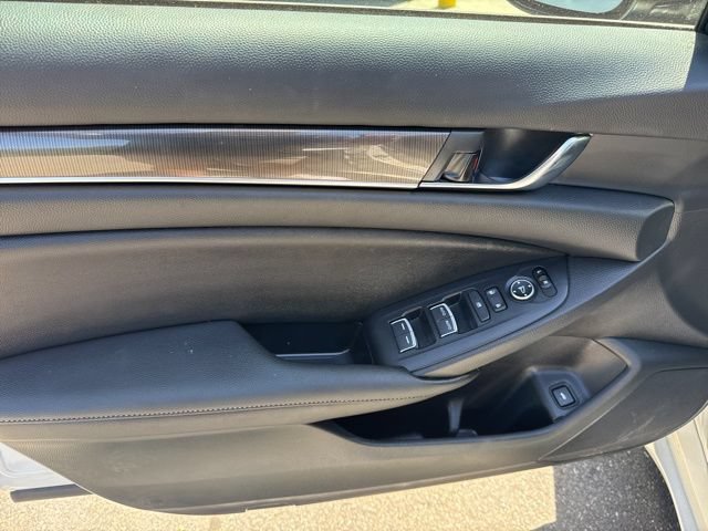 Used 2019 Honda Accord Sport image 7