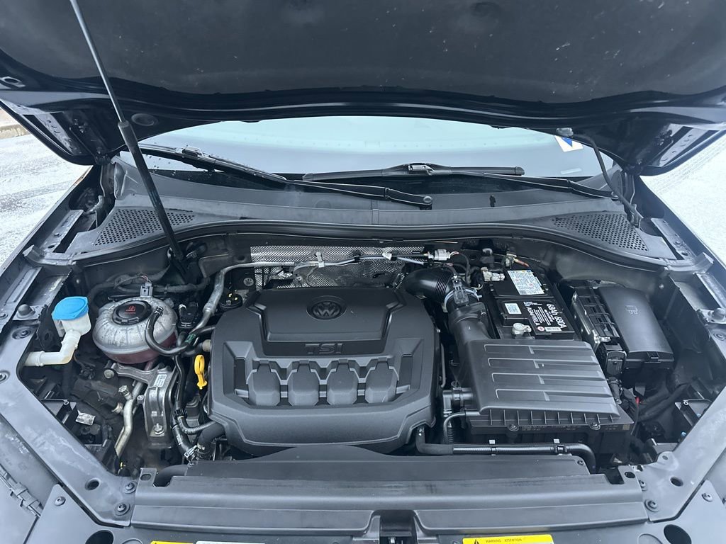 Used 2021 Volkswagen Tiguan SEL Premium R-Line w/ 3rd Row Seat Package image 10