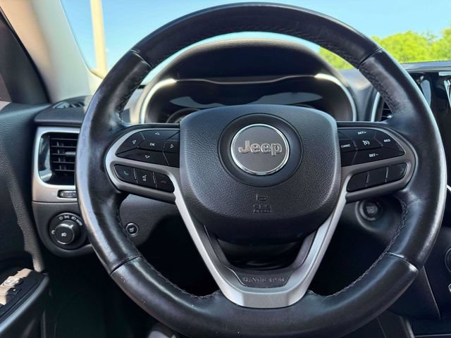 Used 2019 Jeep Cherokee Limited AWD/4WD image 21