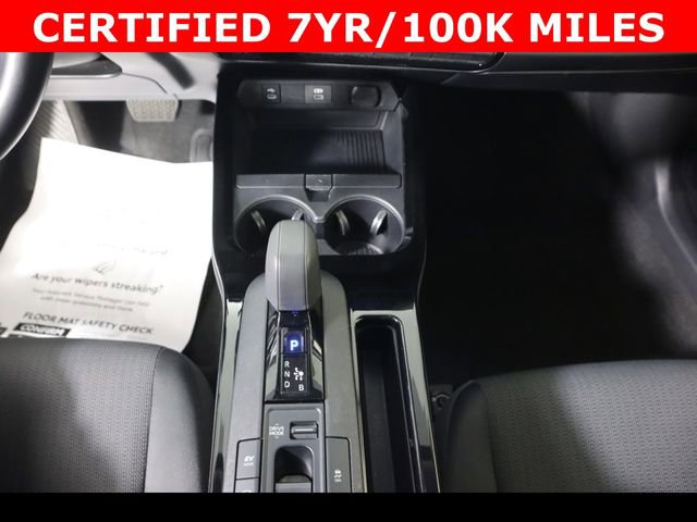 Used 2023 Toyota Prius LE image 28