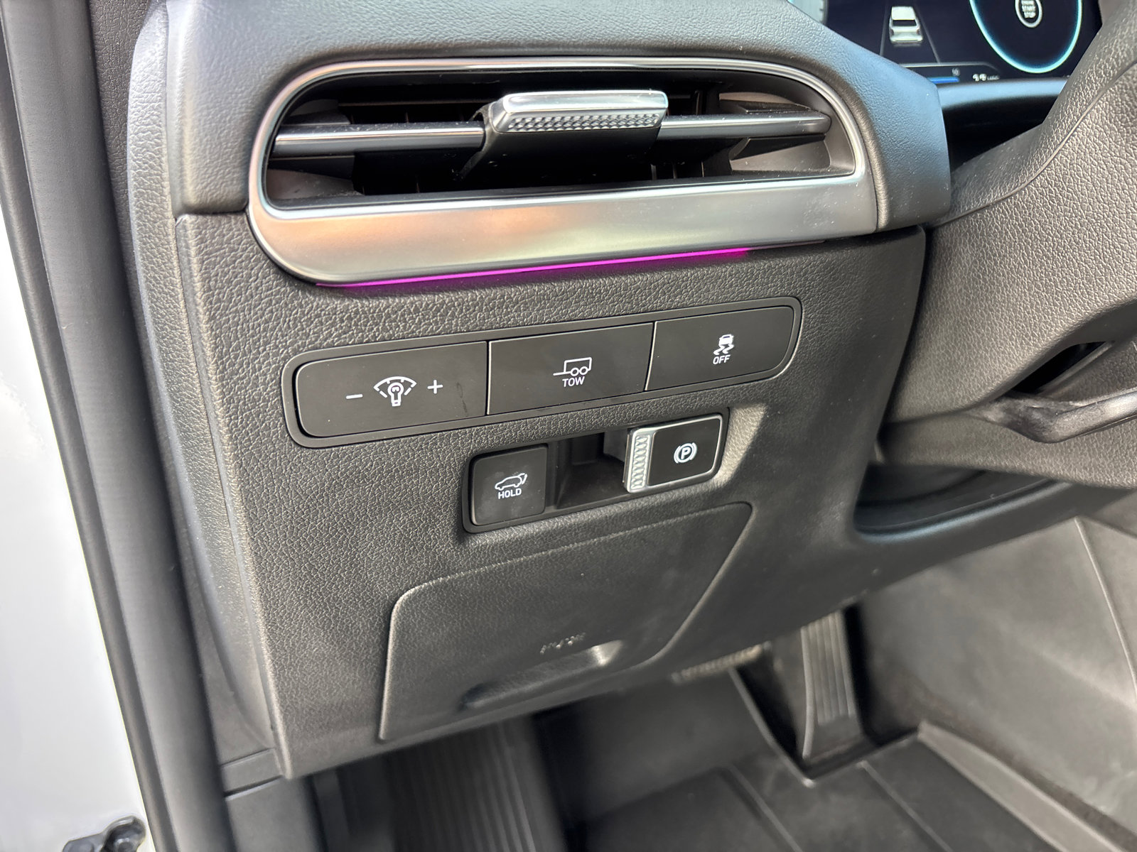 Used 2025 Hyundai Palisade Calligraphy image 14