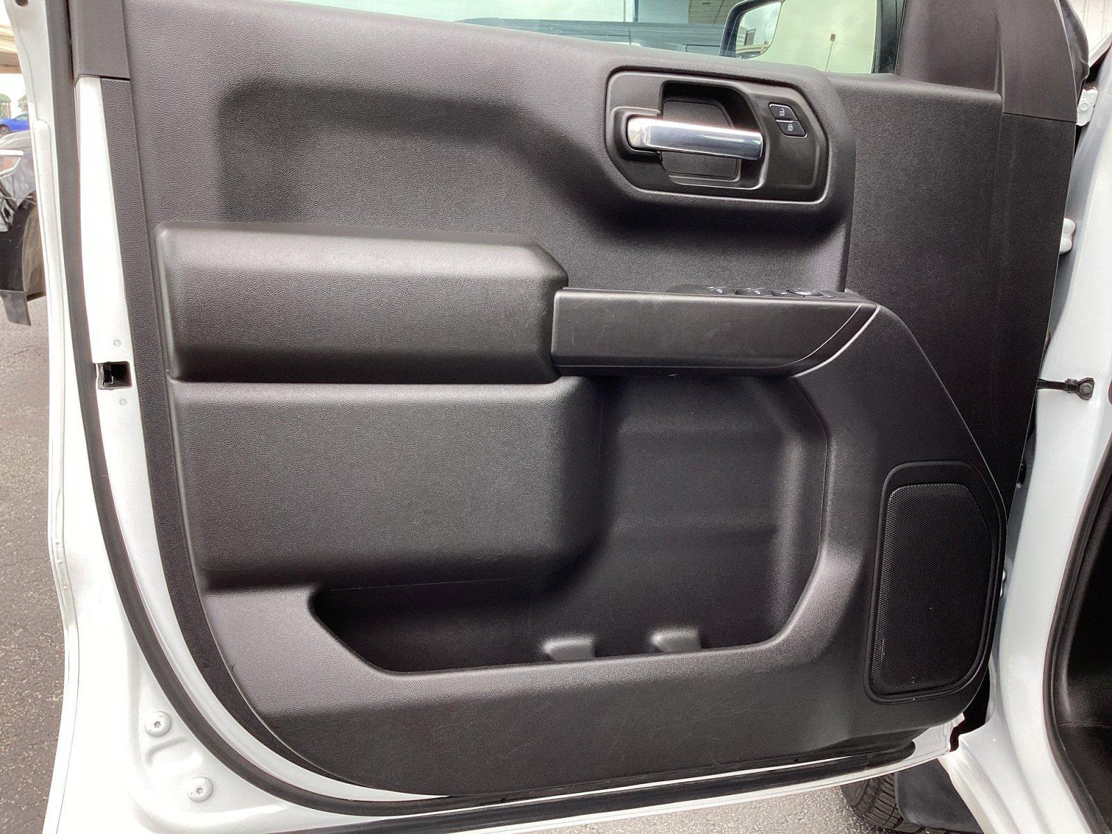 Used 2024 Chevrolet Silverado 1500 Custom AWD/4WD image 28