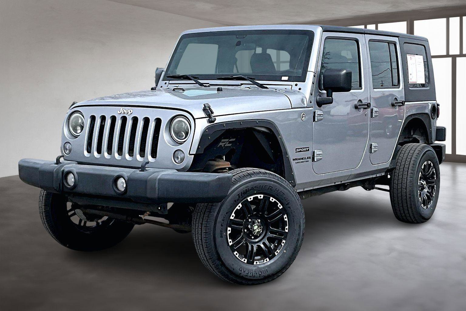 Used 2014 Jeep Wrangler Unlimited Sport AWD/4WD image 2