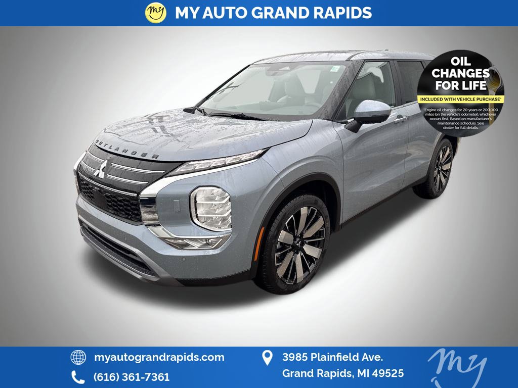 Used 2026 Mitsubishi Outlander SE AWD/4WD image 3