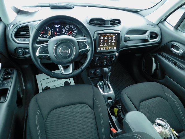 Used 2023 Jeep Renegade Latitude w/ Premium Group image 20