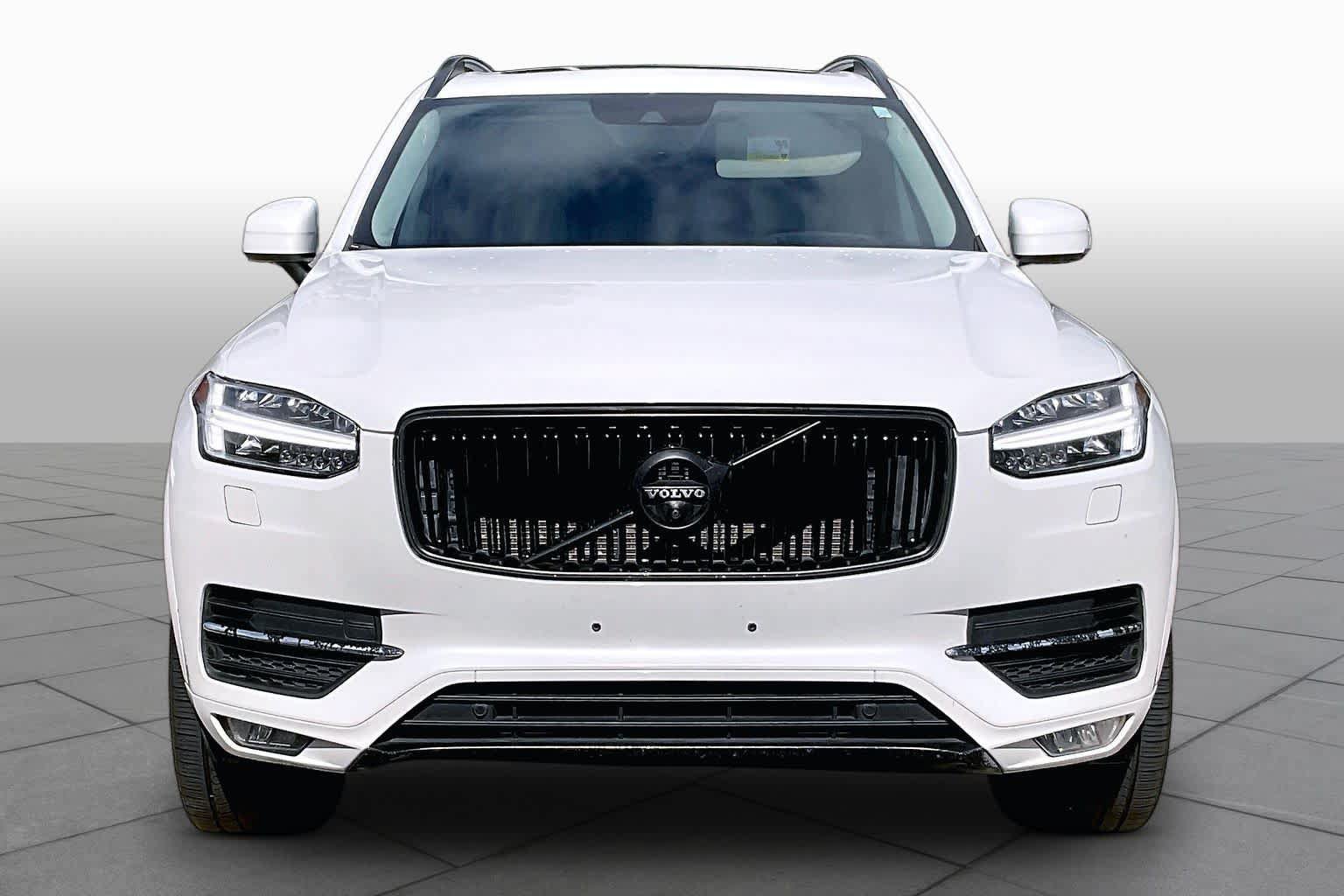 Used 2019 Volvo XC90 T6 Momentum w/ Advanced Package AWD/4WD image 4